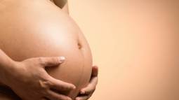 ¿Por qué se produce el hematoma retrocorial en el embarazo?