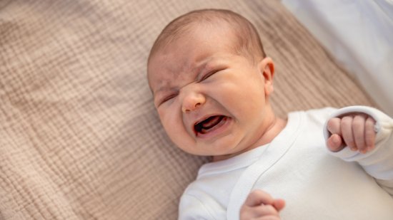 Ruidos abdominales en bebés: ¿cuándo preocuparse y cómo aliviarlos?