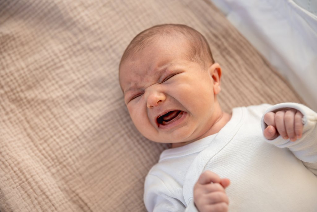 Ruidos abdominales en bebés: ¿cuándo preocuparse y cómo aliviarlos?