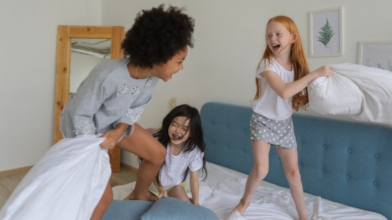 Cómo preparar una fiesta de pijamas que recuerden siempre
