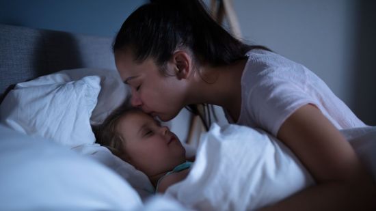 Nunca te vayas a dormir sin dar un beso de buenas noches a tus hijos