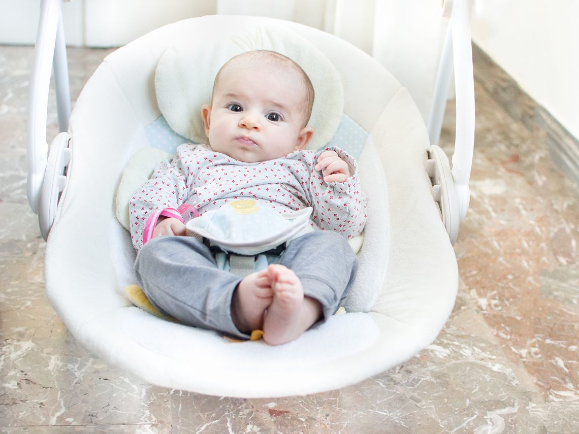 Cómo utilizar una hamaca o columpio para bebés
