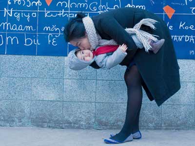 Zapatos de invierno para niños. ¡Listos para jugar!