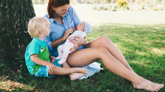 El posparto en verano: consejos para llevarlo mejor