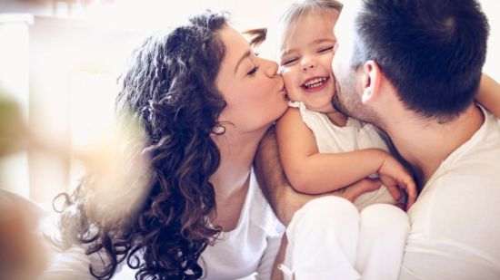 Demostrado científicamente el número de abrazos necesarios para ser feliz