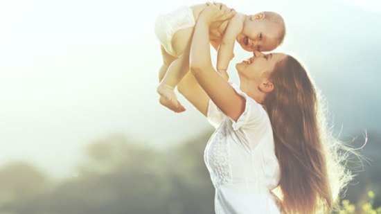 "Lo que nadie me dijo" el texto viral sobre la maternidad