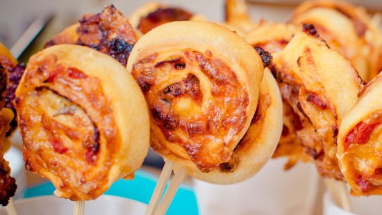 3 Ideas para decorar pizzas con los más peques