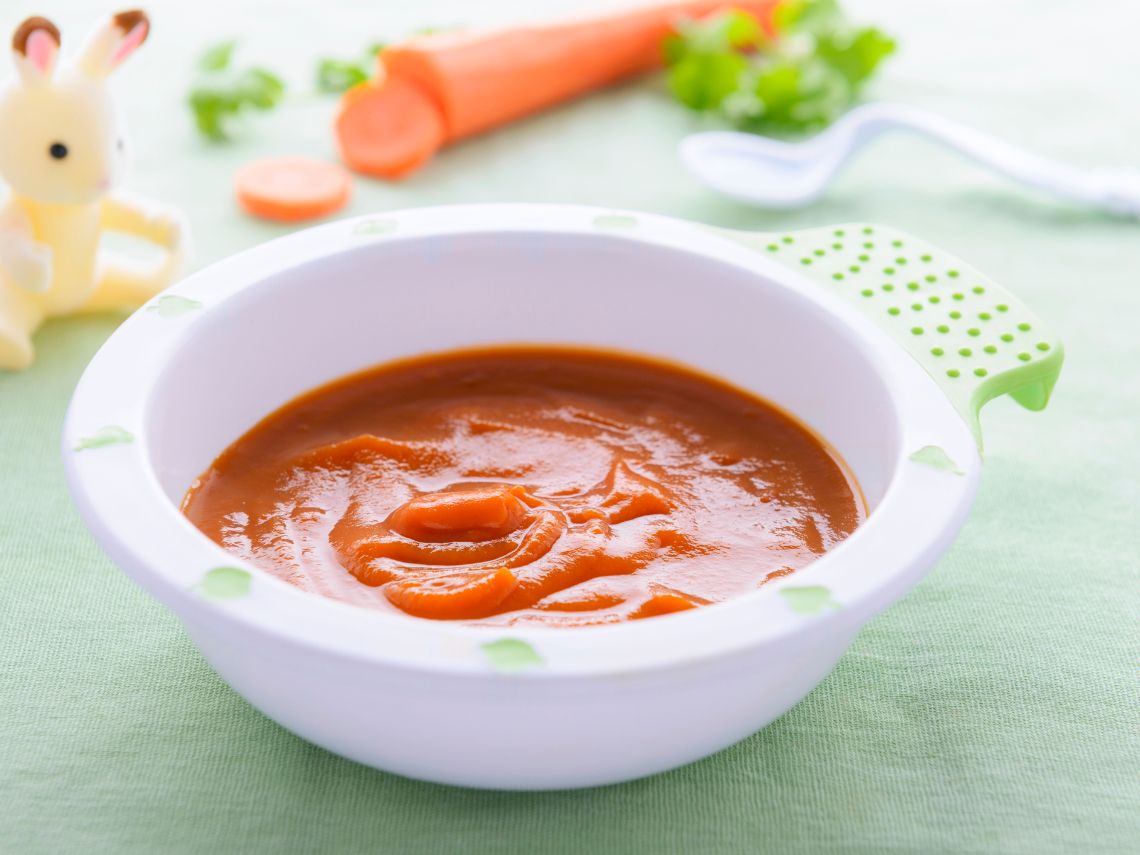 Puré de chirivía, nabo y zanahoria para el bebé