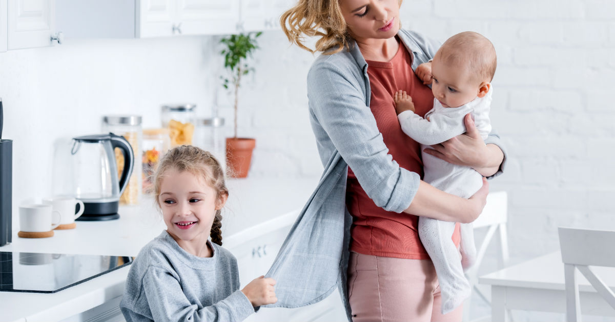 Sí, cuidar de los hijos es mucho más agotador que trabajar fuera de casa