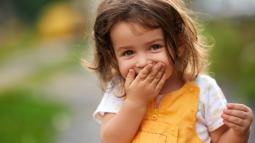 El humor y la inteligencia en los niños están relacionados, según nuevo estudio