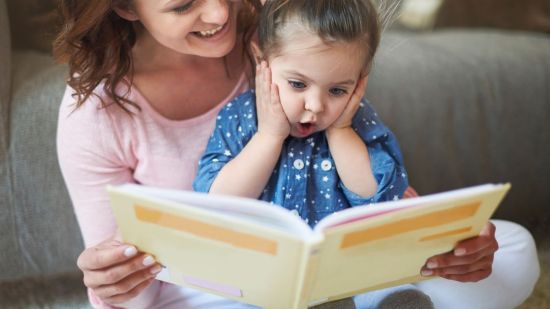 Cuáles son los beneficios de leer cuentos a nuestros hijos
