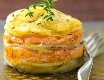 Milhojas de patata y pescado