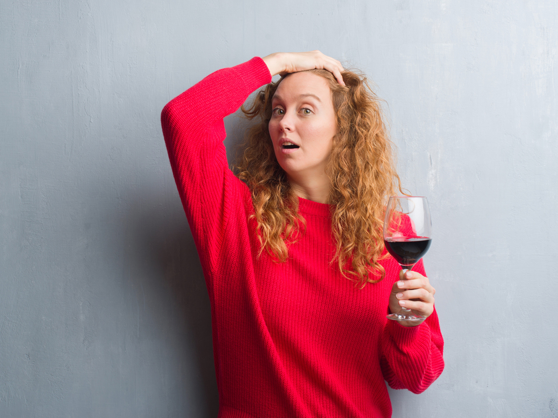 Es seguro beber alcohol durante la lactancia