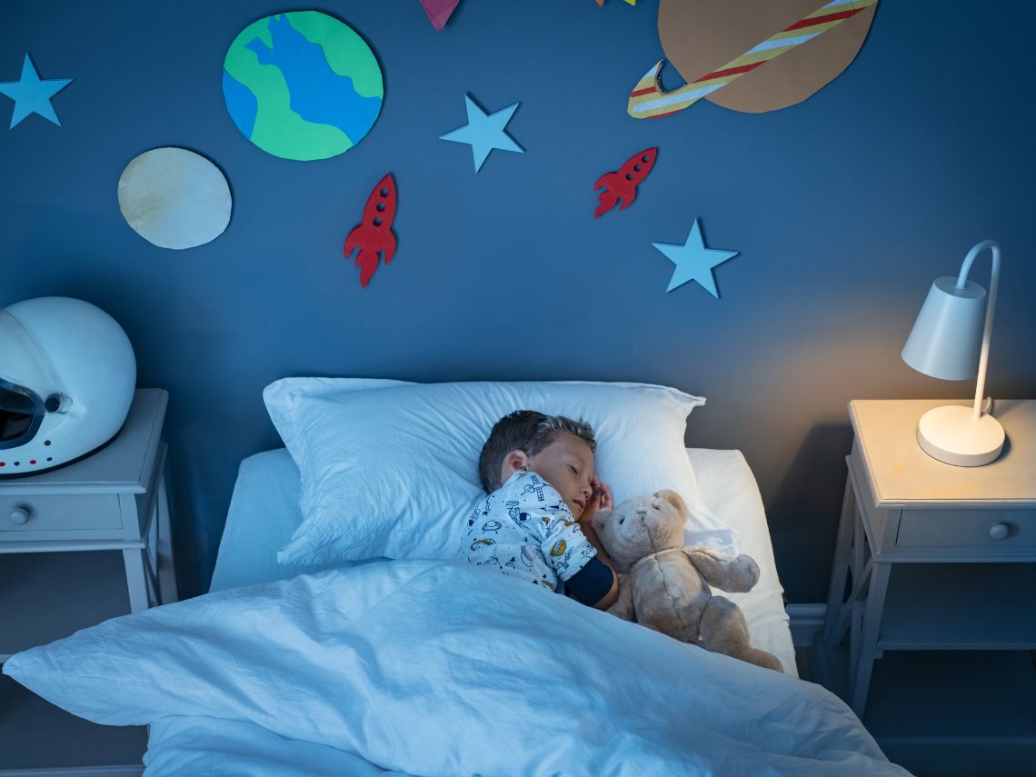 Consejos útiles para elegir una cama para niños pequeños