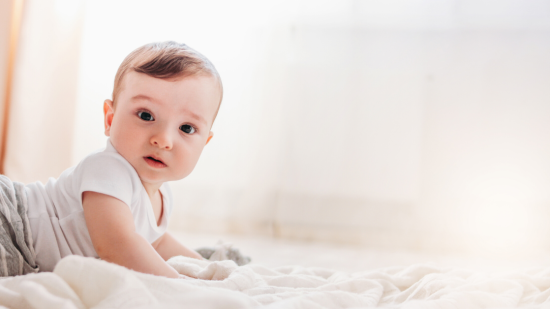 Bebé de 4 meses: guía de consejos para cuidar a tu bebé