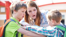 Peleas entre niños qué hacer