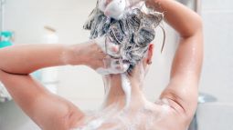 ¿Sufres alopecia postparto? Claves para no alarmarse