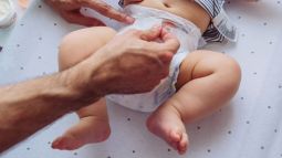 Mi bebé tiene el culete rojo: la dermatitis del pañal