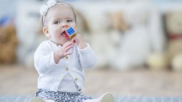 Qué hacer cuando un niño se traga algo