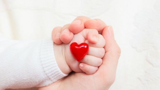 Veinte maneras de decir 'te quiero' al futuro bebé