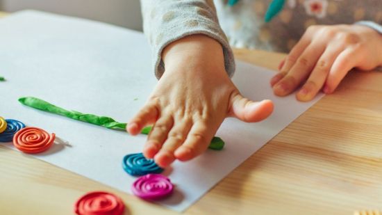 Actividades y manualidades Montessori para verano