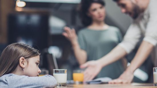 Discutir delante de los hijos no es malo