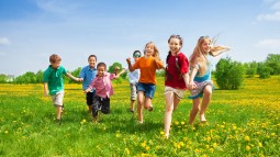 Niños corriendo (Foto: depositphotos)