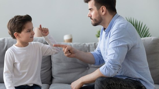 discusión padre e hijo