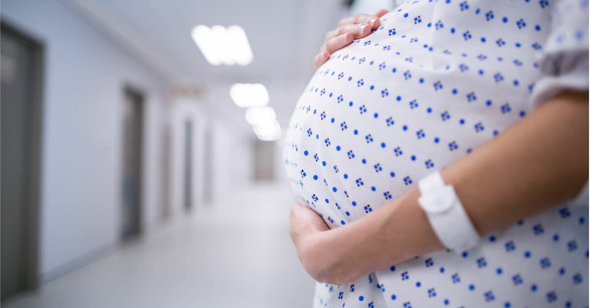 Tatuajes y epidural: ¿son incompatibles?