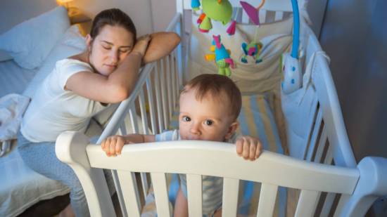 Mi bebé no quiere dormir: ¿qué le pasa?