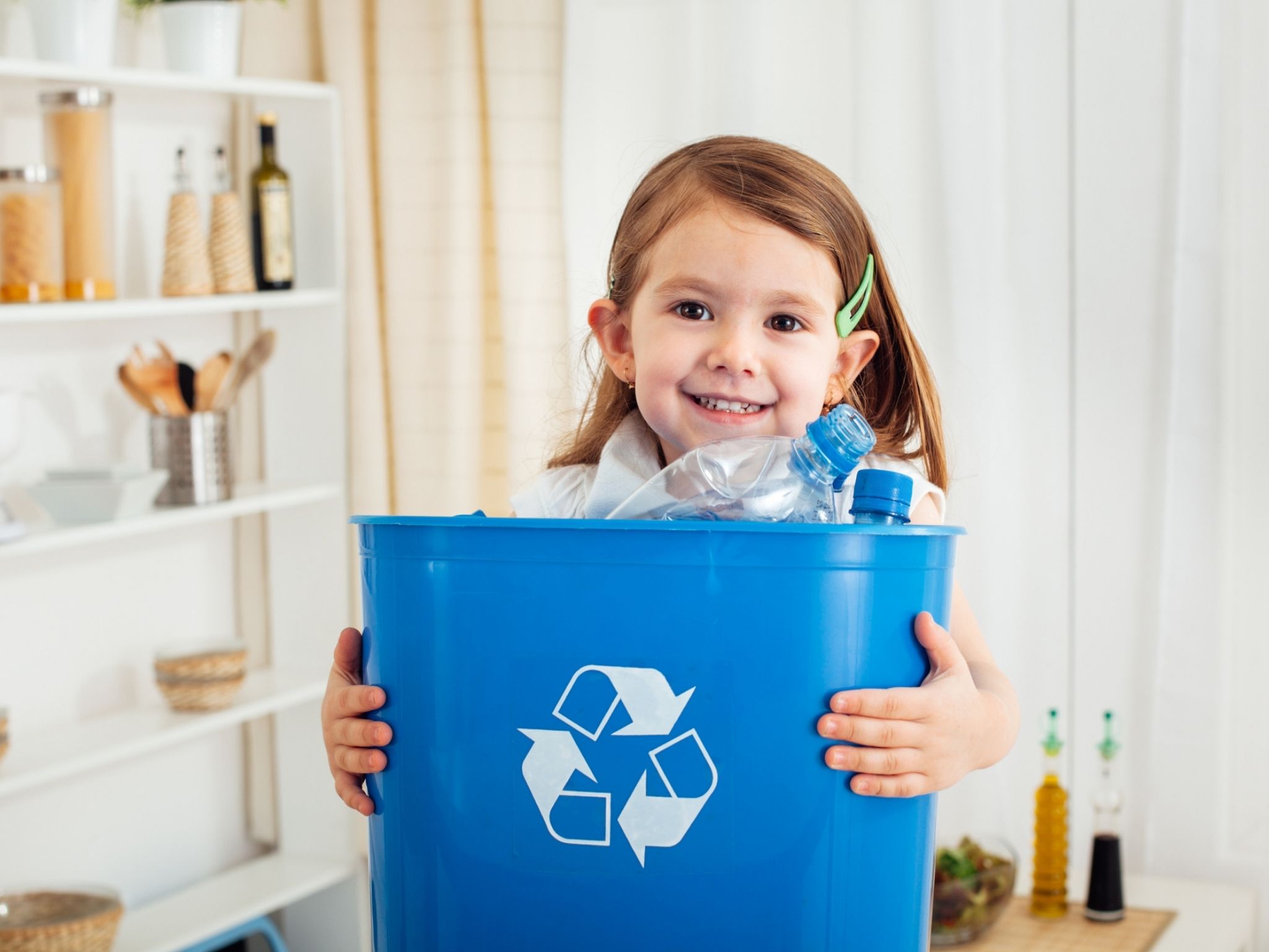 Reciclaje para niños: las 10 notas que deberíais colgar en la nevera