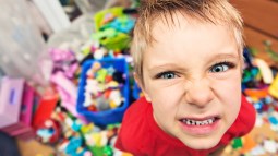 niño travieso