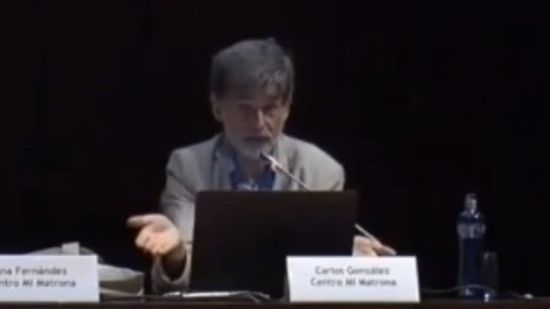 Las poderosas declaraciones de Carlos González sobre la importancia de atender el llanto de los bebés