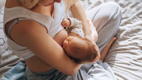 Los beneficios de la lactancia para la madre y para el bebé