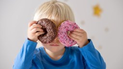 Más de la mitad de los niños españoles toma un desayuno poco saludable y con exceso de azúcar