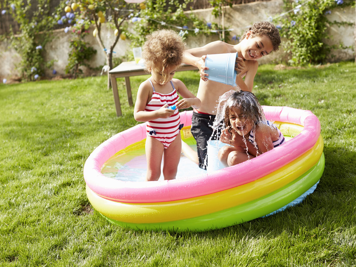 Los mejores juegos con agua para este verano