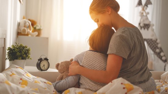 Los hijos de madres cariñosas y compasivas son más generosos