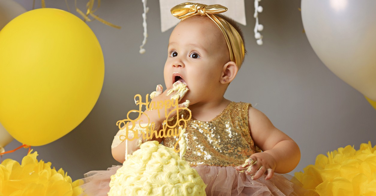 Smash cake, ¿en qué consiste esta sesión de fotos al bebé que se ha puesto de moda?
