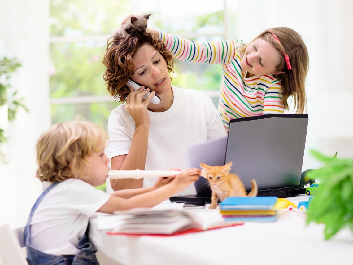 Consejos útiles para trabajar desde casa con un bebé o un niño pequeño