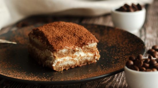 Cómo hacer un tiramisú sin huevo