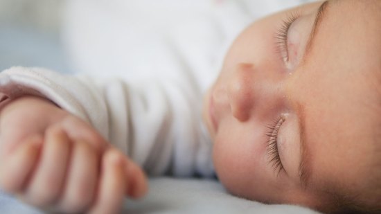 El estudio del sueño en niños con apnea puede evitar las cirugías