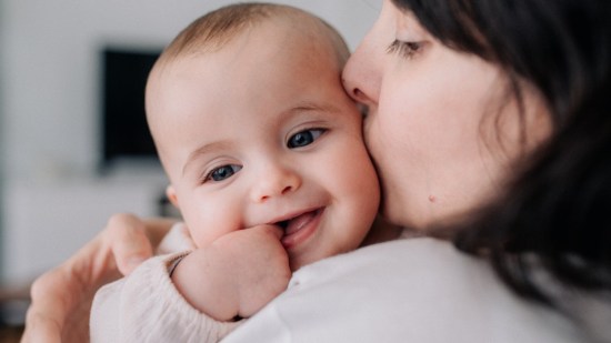 A qué edad los bebes entienden por su nombre