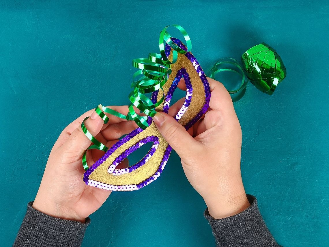 Manualidades para hacer una máscara de Carnaval casera