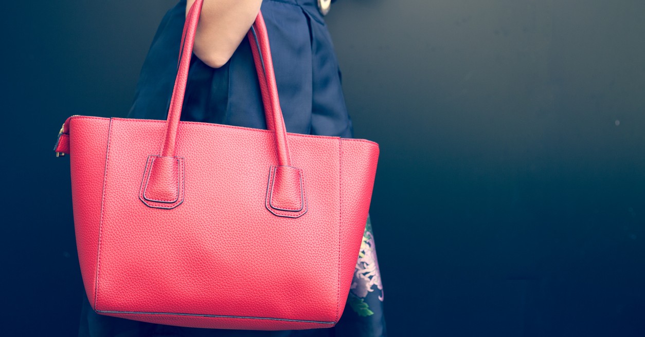 Bolsos para mamás todoterreno en los que podrás llevar la casa a cuestas