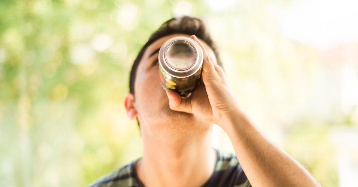 Cuando nuestros hijos empiezan a beber alcohol, ¿cómo deben afrontarlo los padres?