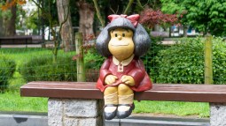 Mafalda: la filósofa que ama a los Beatles y odia la sopa