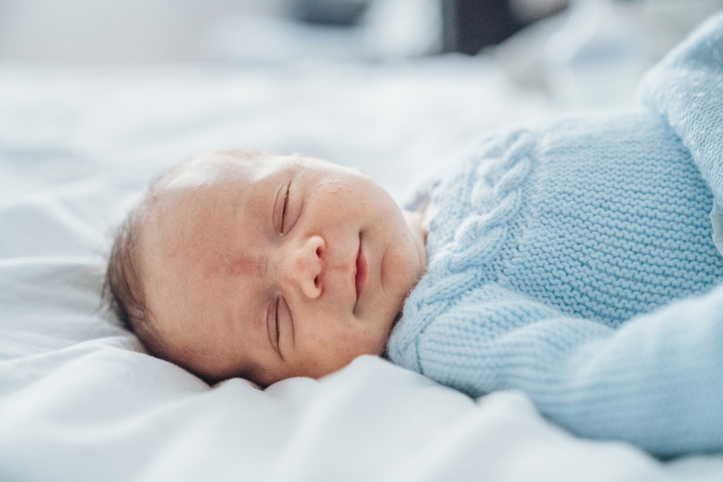 Descubre nombres alemanes de niño y su origen 100% germano. Desde nombres populares a modernos, encuentra el nombre perfecto para tu hijo.
