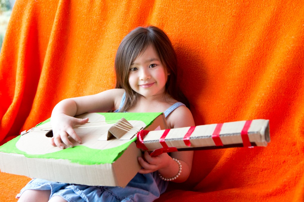 15 manualidades para construir instrumentos musicales caseros