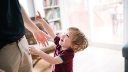 ¿Por qué mi hijo busca siempre la aprobación de los demás?