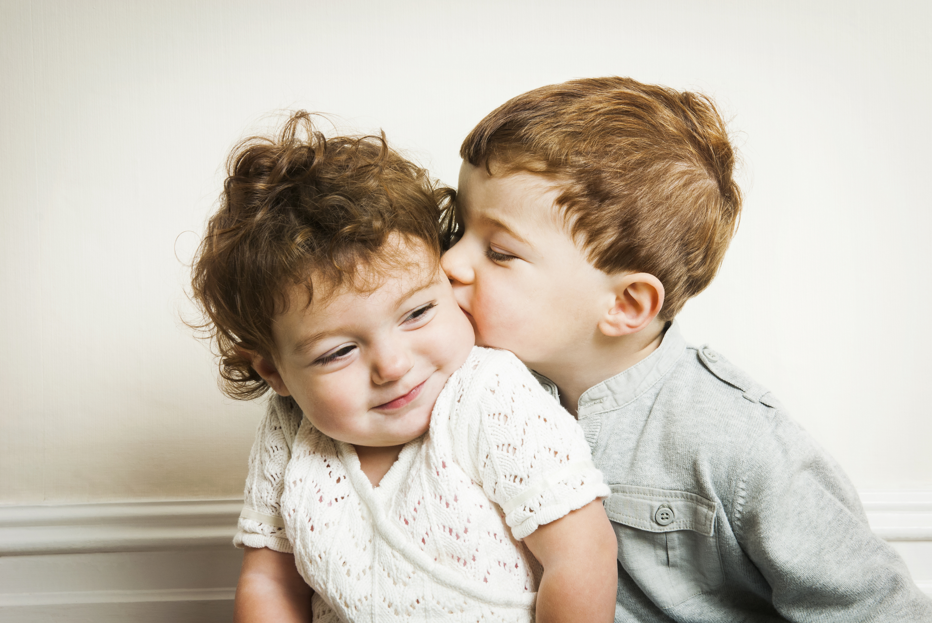 motivos por los que debes besar mucho a tus hijos